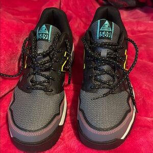 New Balance steel toe work shoes NIB!